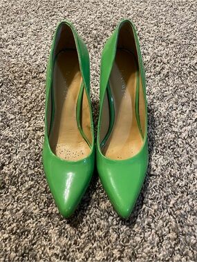 Nine West Bright Neon Green Patent Leather Pointed Toe Pumps  7 Stiletto Heels